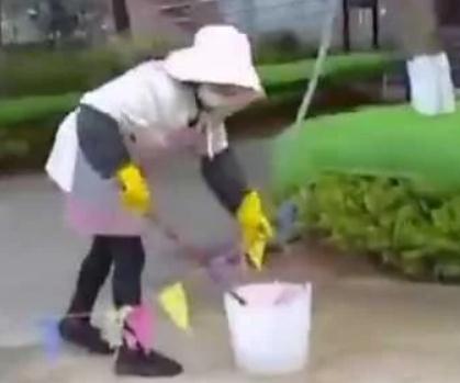 20只小区遛了一圈后，多家住户的爱犬离奇暴毙2
