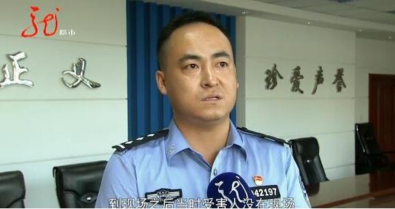 电梯开门,一只狗直接扑在女子身上!狗的主人拒不道歉,女子:“给我气抽了” 电梯开门,一只狗直接扑在女子身上!狗的主人拒不道歉,女子:“给我气抽了”
