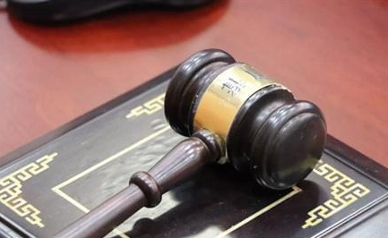 女子被不栓绳的狗咬伤,狗主人态度恶劣 女子被不栓绳的狗咬伤,狗主人态度恶劣