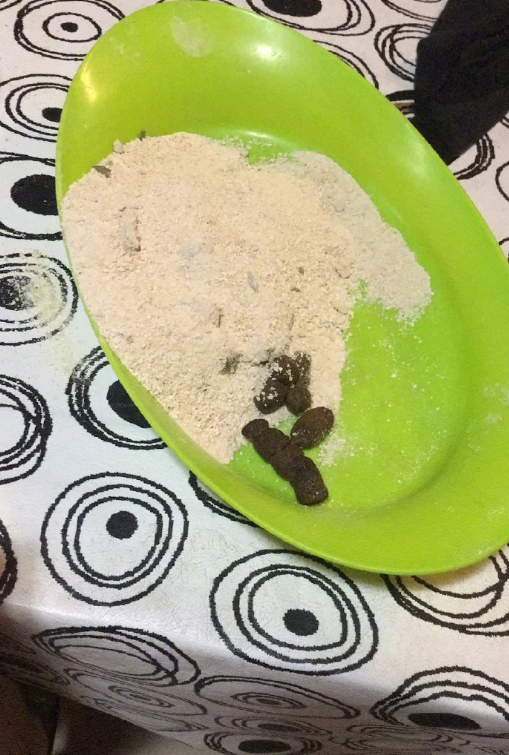 听到身后传来猫咪的奇怪声音,铲屎官转身一看血压飙升...... 听到身后传来猫咪的奇怪声音,铲屎官转身一看血压飙升......