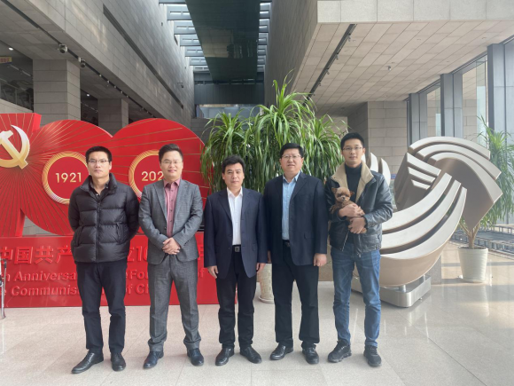 凯锐思受邀参加《齐鲁宠物》首次直播 凯锐思受邀参加《齐鲁宠物》首次直播