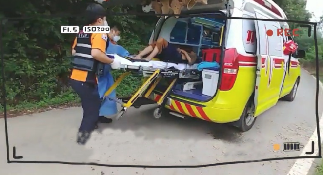 小狗与93岁失能老人姥姥，与此同时下落不明40个钟头，发觉时主仆牢牢地拥抱