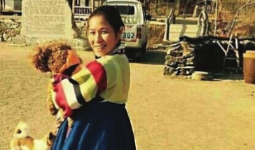 福州女子带宠物全国旅游 怕狗狗孤单辞职创业