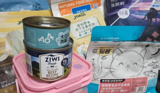 猫粮存放有妙招—Uah有哈猫狗智能真空储粮桶 猫粮存放有妙招—Uah有哈猫狗智能真空储粮桶