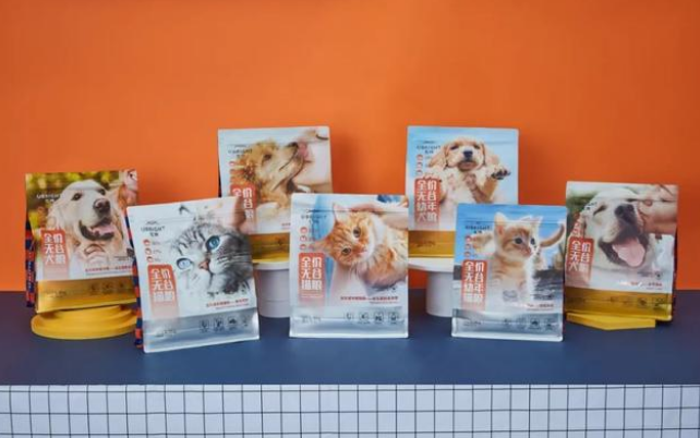 主打“科学配比、专宠专用”,优朗推出多款定制主粮 主打“科学配比、专宠专用”,优朗推出多款定制主粮