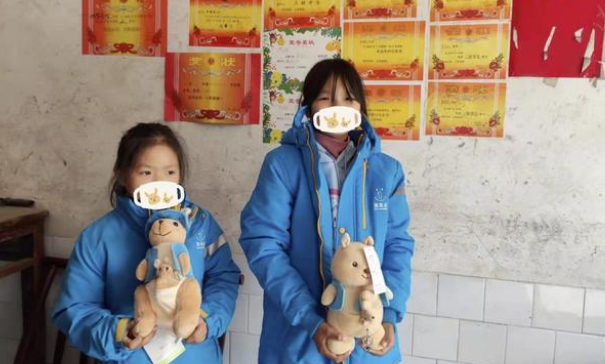 寒冷冬季中无限的爱，萌兽医馆携手壹基金奔赴温暖旅途