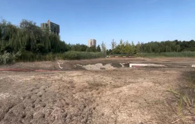 河南汝州抽干湖水抓捕“怪鱼” 专家：会攻击人和严重破坏生态