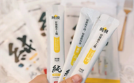 阿飞和巴弟猫条适合幼猫吃吗