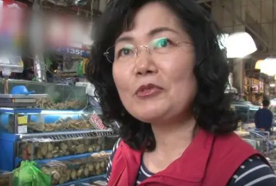 神奇！海鲜市场养的猫，从来不偷吃鱼虾