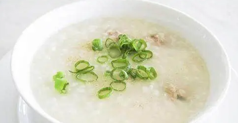 狗狗得了真菌皮肤病，狗皮肤病用阿莫西林