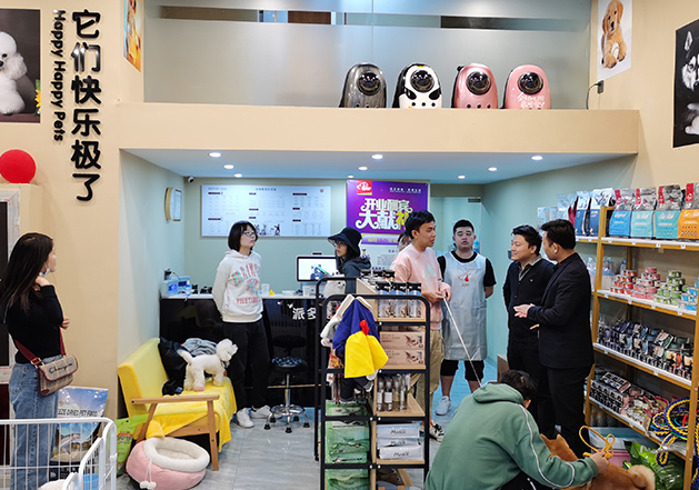 光明宠物店在哪