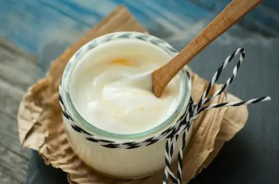 狗狗可以喝生牛乳的酸奶吗 狗狗可以喝生牛乳的酸奶吗