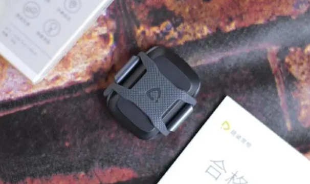 定位器很重要,小米有品推出陪彼宠物狗狗定位器 定位器很重要,小米有品推出陪彼宠物狗狗定位器