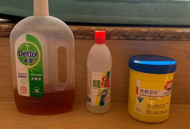 家里有宠物用什么消毒液比较好