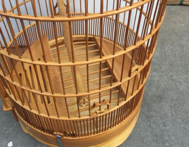竹鸟笼刷清漆耐用吗