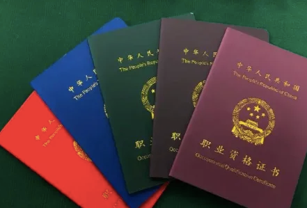 宠物师证怎么考 宠物师证怎么考