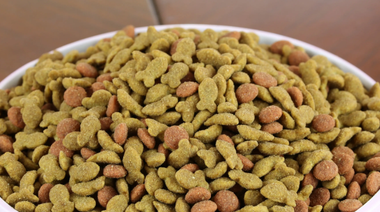 国产丁豆猫粮深度实测,铲屎官必看! 国产丁豆猫粮深度实测,铲屎官必看!