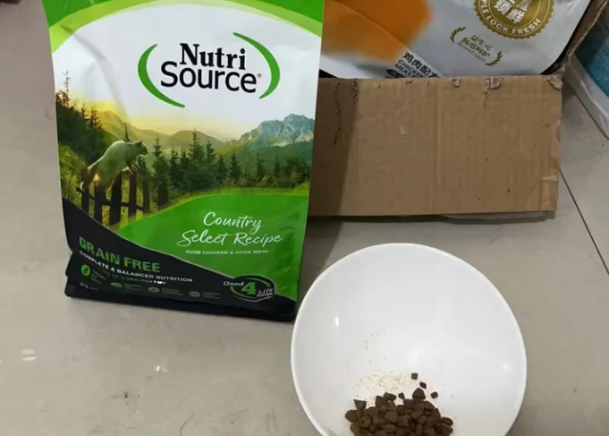 新萃猫粮是哪个国家的 新萃猫粮是哪个国家的