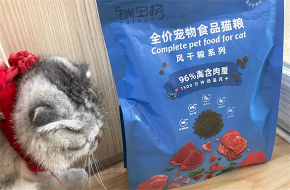 瑞多格风干猫粮怎么样?多款猫粮测评 瑞多格风干猫粮怎么样?多款猫粮测评