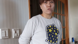 漂亮流浪猫每天上门,主人却不愿意接纳,并最终说出这样一番话 漂亮流浪猫每天上门,主人却不愿意接纳,并最终说出这样一番话
