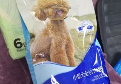 贝倍欢狗粮：营养丰富，适合宠物成长之选