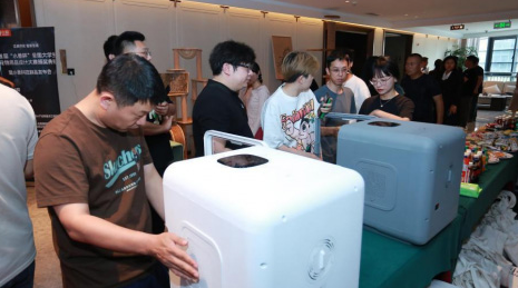 山东小兽科技引领宠物行业创新，成功举办新品发布会