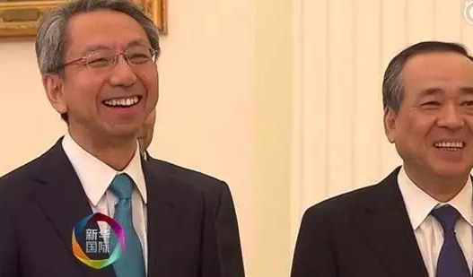 普京教的一手好狗!来自岛国的秋田犬,冲着日本人狂吠不止。 普京教的一手好狗!来自岛国的秋田犬,冲着日本人狂吠不止。