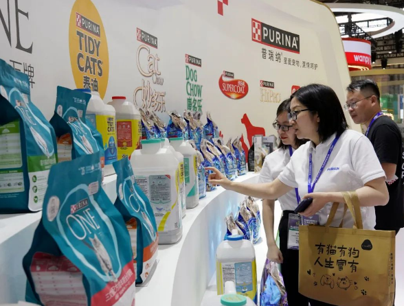 宠物市场破千亿，国产品牌如何发力？