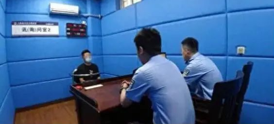 成都恶犬主人住别墅养4条狗！女童家人委托律师准备起诉造谣者