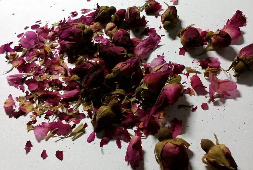 干玫瑰花可以做什么 干玫瑰花可以做什么