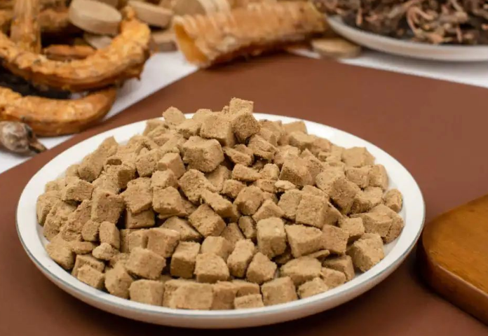宏翔宠物食品,畅销国内外! 宏翔宠物食品,畅销国内外!