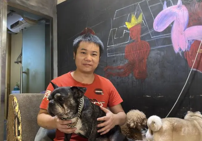 长沙这家“网红”宠咖,十年救助近千只流浪猫狗 长沙这家“网红”宠咖,十年救助近千只流浪猫狗