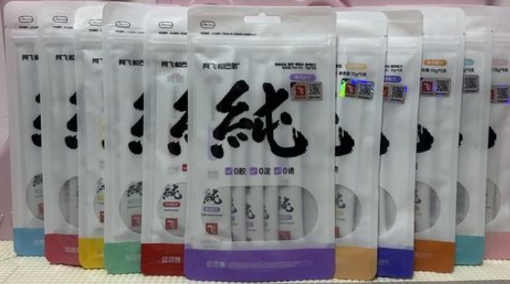 阿飞和巴弟：用“轻母婴”心态，重塑国产宠物品牌价值