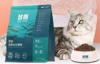鲜朗猫粮测评:满足猫咪挑剔味蕾的优质选择 鲜朗猫粮测评:满足猫咪挑剔味蕾的优质选择