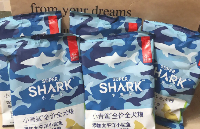 小青鲨狗粮配料表 小青鲨狗粮配料表
