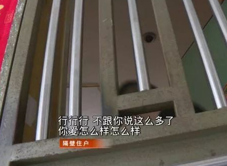 投毒疑云:25万杜宾犬疑似被毒身亡 查询监控竟然发现。。。 投毒疑云:25万杜宾犬疑似被毒身亡 查询监控竟然发现。。。