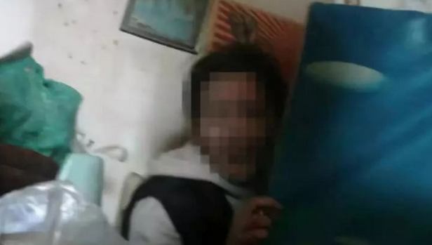 养了9年的泰迪把女主人“卖”了!民警:宝宝,干得漂亮 养了9年的泰迪把女主人“卖”了!民警:宝宝,干得漂亮