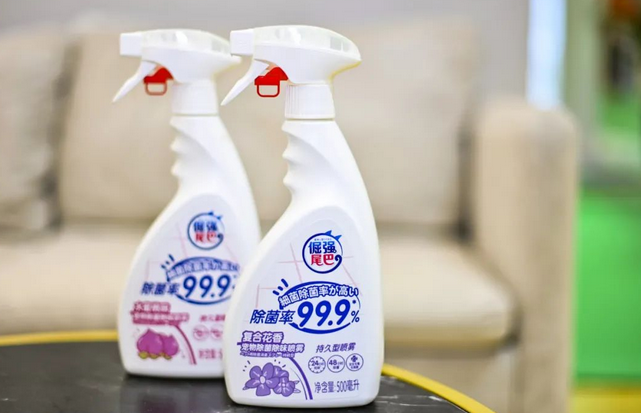 跻身天猫宠物新锐潮流品牌,倔强的尾巴月售超7万瓶除菌喷雾 跻身天猫宠物新锐潮流品牌,倔强的尾巴月售超7万瓶除菌喷雾