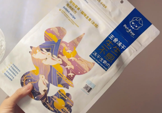 生生不息猫粮主食冻干混喂科普 传播正确的饲养观念 