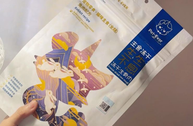 秉持科学养宠理念 生生不息冻干只做符合猫咪营养需求的猫粮
