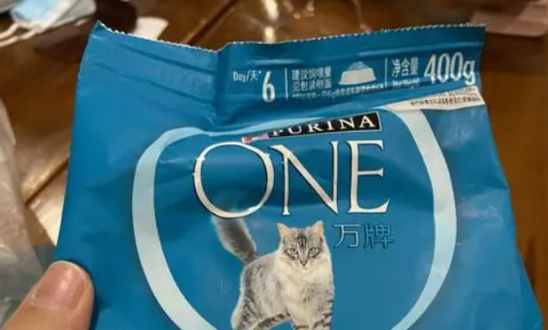 万牌猫粮和皇家猫粮哪个好