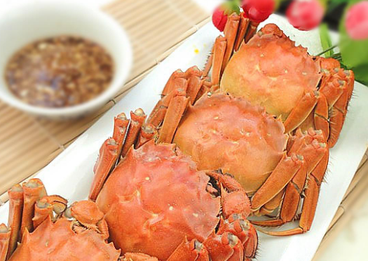 不知道食用大闸蟹不能和什么一起吃？来瞧瞧