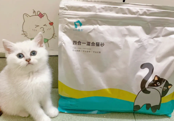 露思猫砂，吸水性能卓越