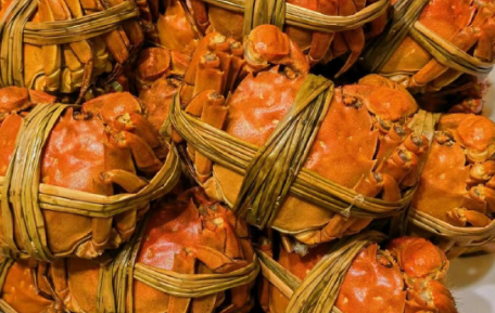 烹饪大闸蟹新秘籍：蒸煮快炒酥炸香煎，解锁海鲜美味无限可能！