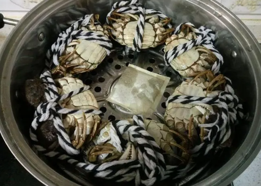 大闸蟹开水蒸几分钟