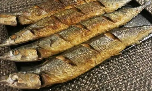 冰冻秋刀鱼怎么做好吃
