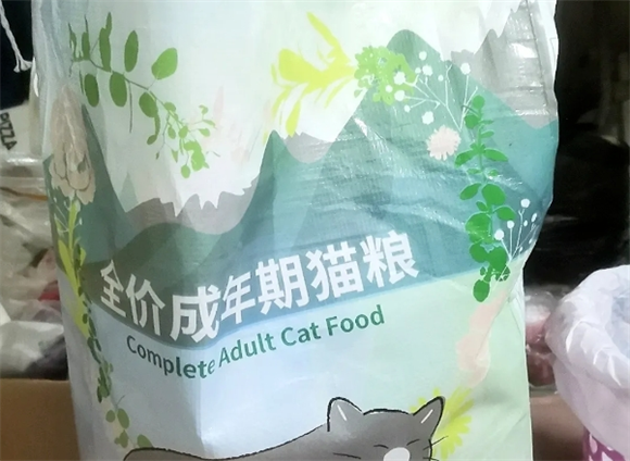 猫咪的增肥秘诀在此，诺比利鸡肉味猫粮！