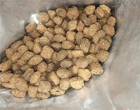 恰宠全价鲜肉猫粮:单鸡肉源,高鲜肉,低敏无谷 恰宠全价鲜肉猫粮:单鸡肉源,高鲜肉,低敏无谷