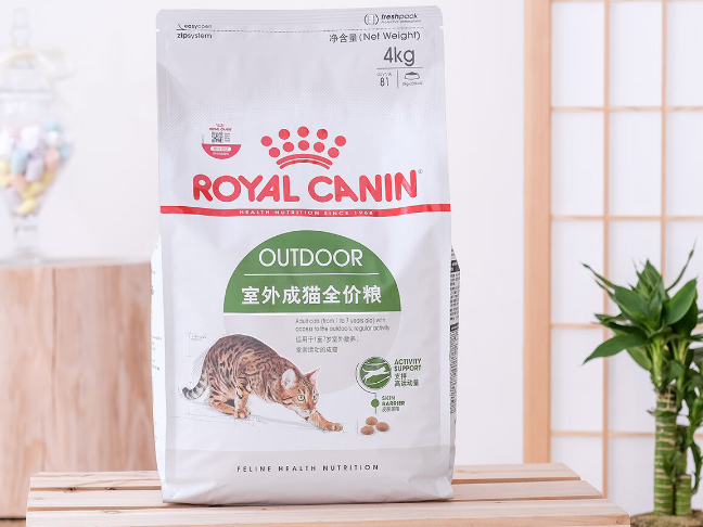 皇家赞臣猫粮：猫咪健康的坚实保障