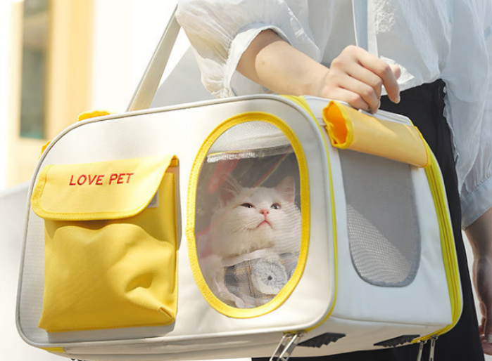 昂夏宠物狗狗猫咪单肩包:出行的时尚舒适之选 昂夏宠物狗狗猫咪单肩包:出行的时尚舒适之选